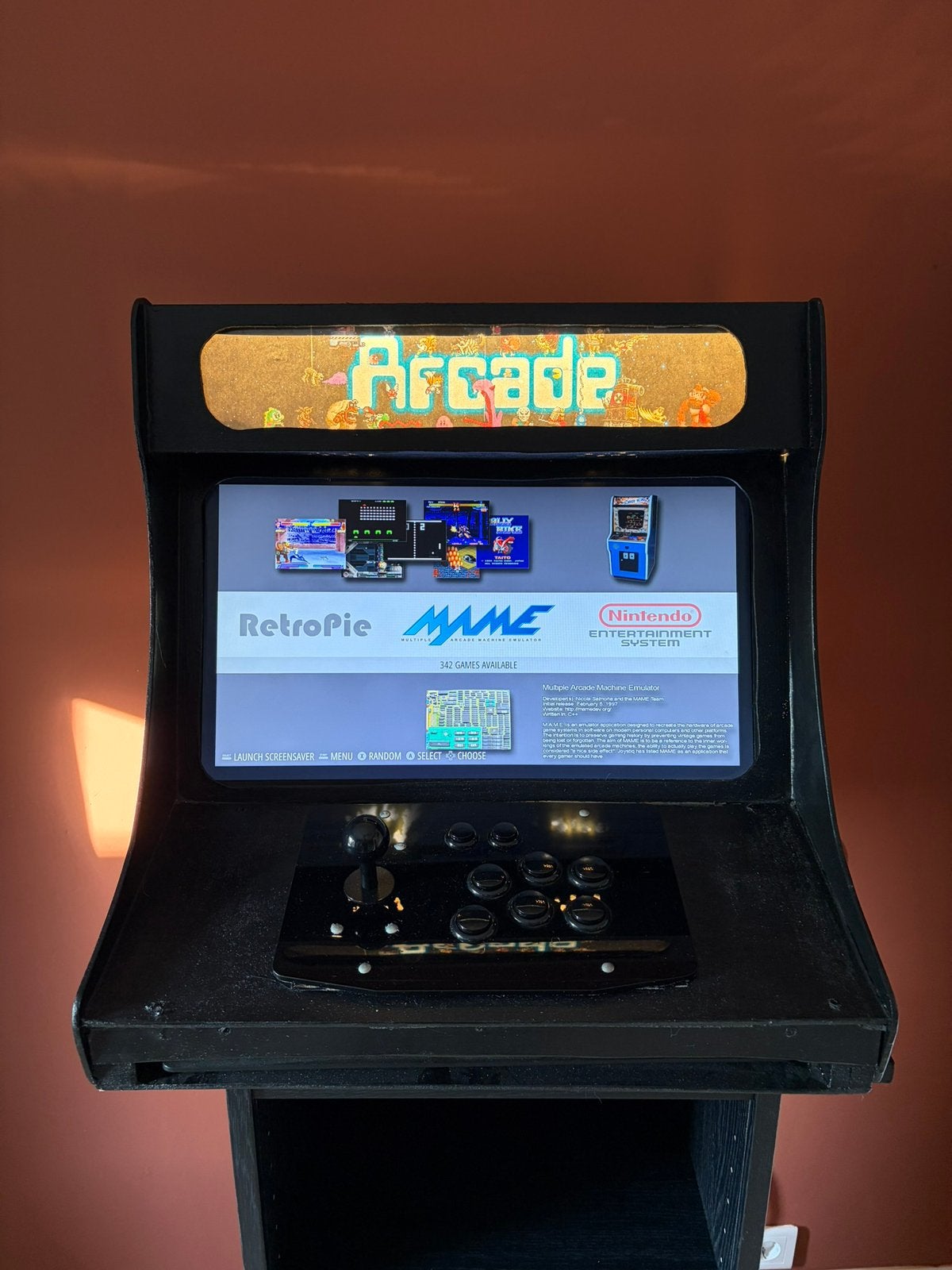 Zelfgemaakte Arcade Kast met Raspberry Pi 3 model B, Ophalen, Zo goed als nieuw