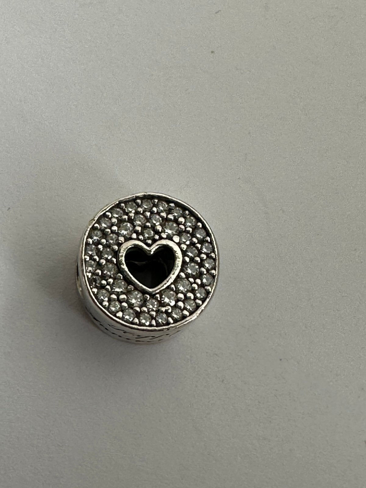 Pandora bedel met hartje met steentjes, Ophalen of Verzenden, Zo goed als nieuw, Zilver, Pandora