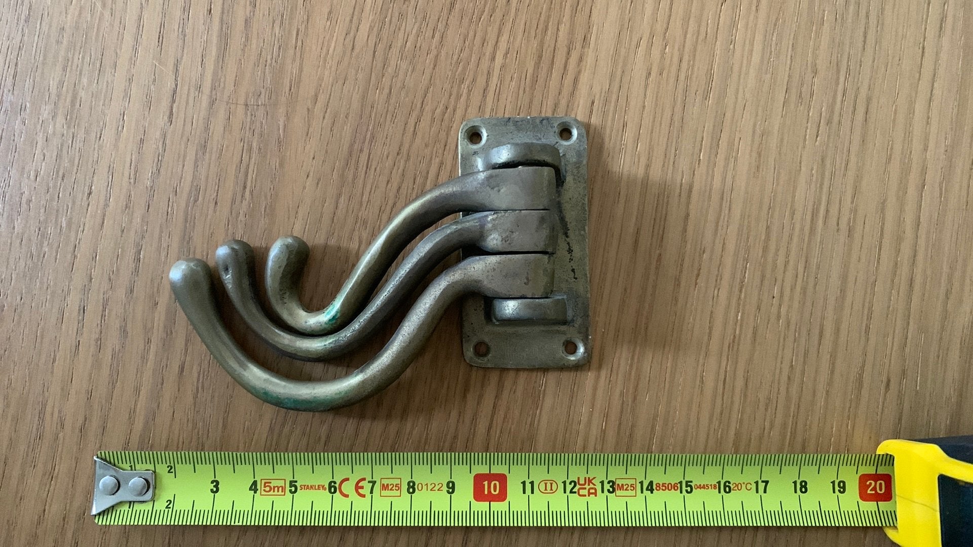 vintage messing wandhaak, Ophalen, Zo goed als nieuw