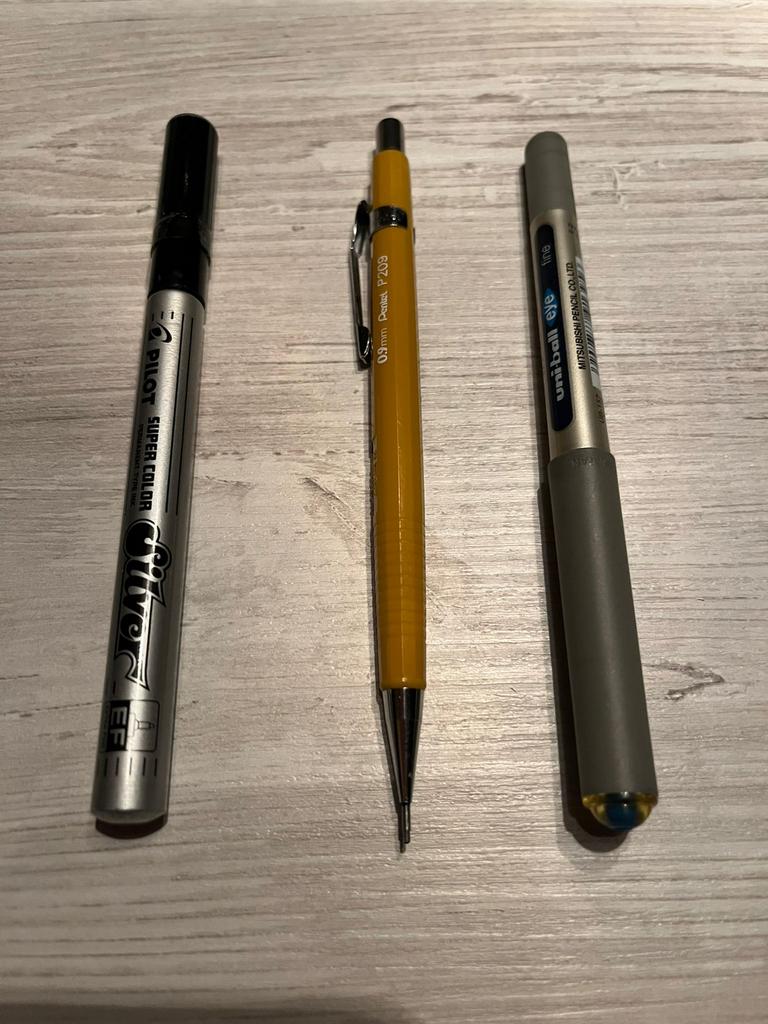 1 pilot pen, 1 mitsubishi pen en 1 pentel potloodpen, Ophalen of Verzenden, Zo goed als nieuw, Balpen, Overige merken