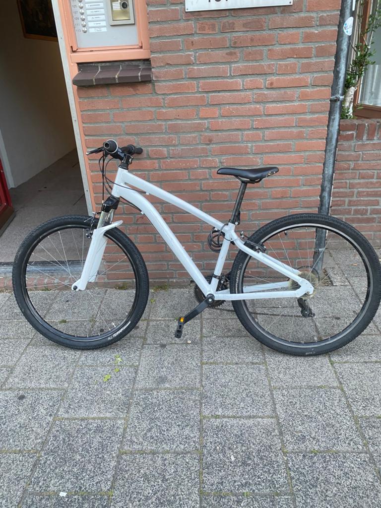 Mtb cross fiets voor rem werkt niet kost 20€ te laten maken, Fietsen en Brommers, Fietsen | Mountainbikes en ATB, Overige merken