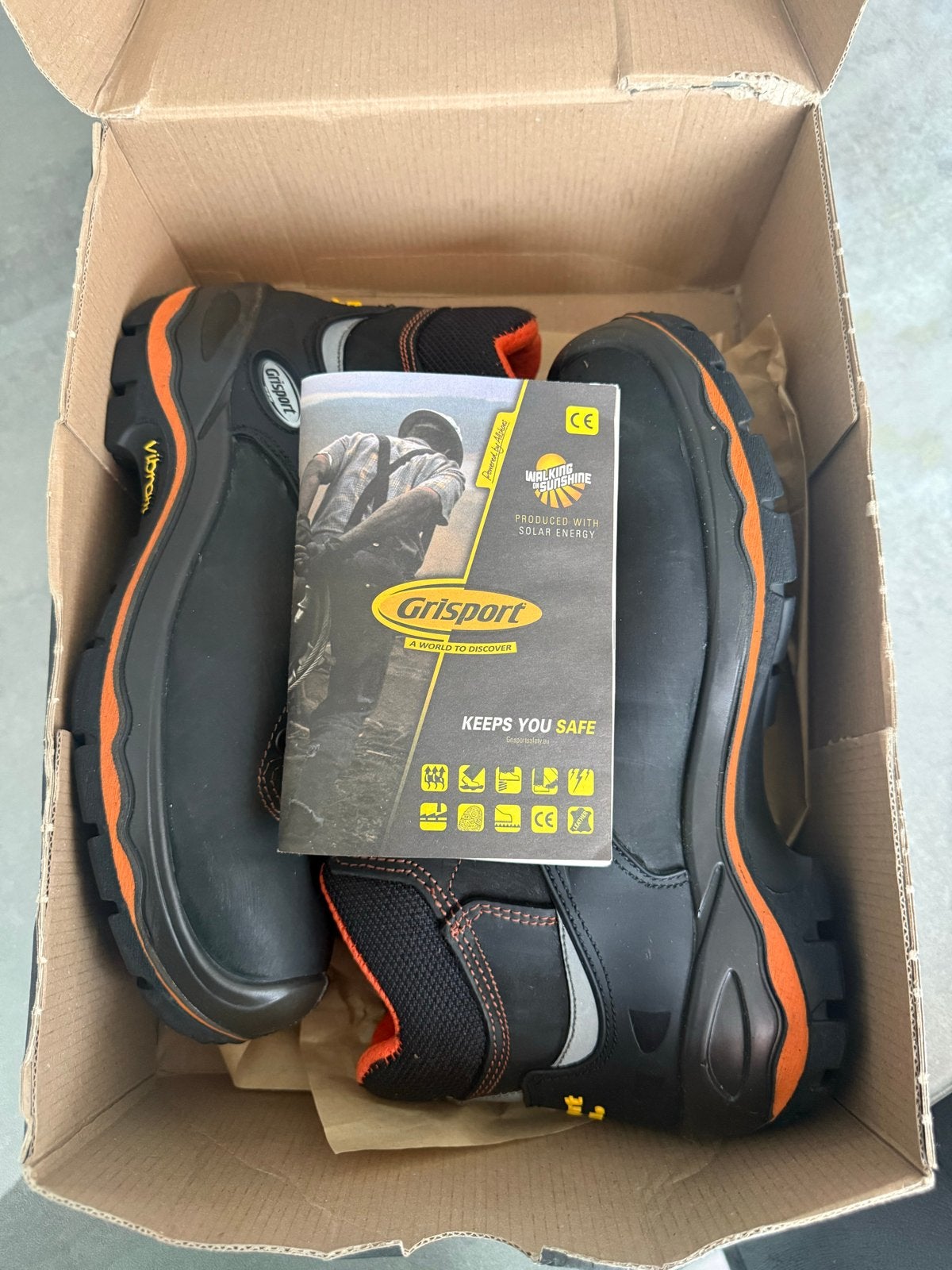 Gloednieuwe Grisport werkschoenen met stalen neus - Maat 41, Ophalen of Verzenden, Nieuw