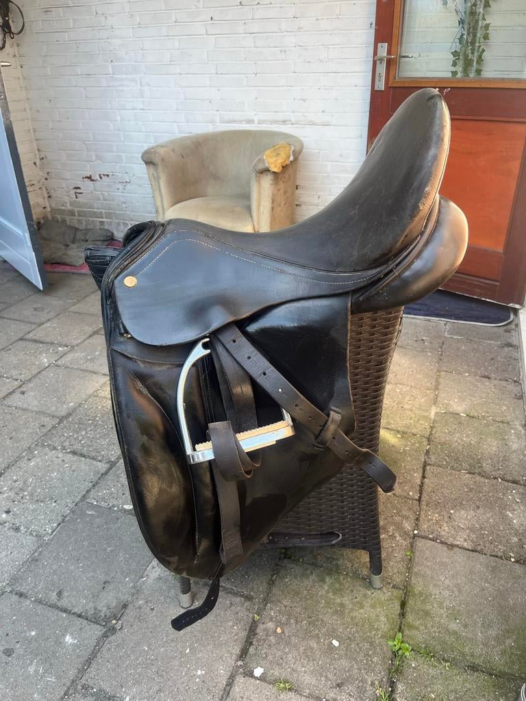 Rossner dressurzadel 18 inch, Ophalen of Verzenden, Zo goed als nieuw, Dressuur