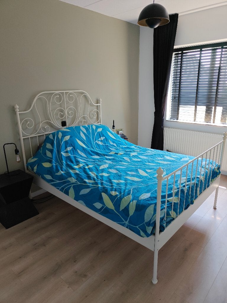Witte twijfelaar (Ikea), Huis en Inrichting, Slaapkamer | Bedden, Ophalen, Gebruikt, Wit, 140 cm