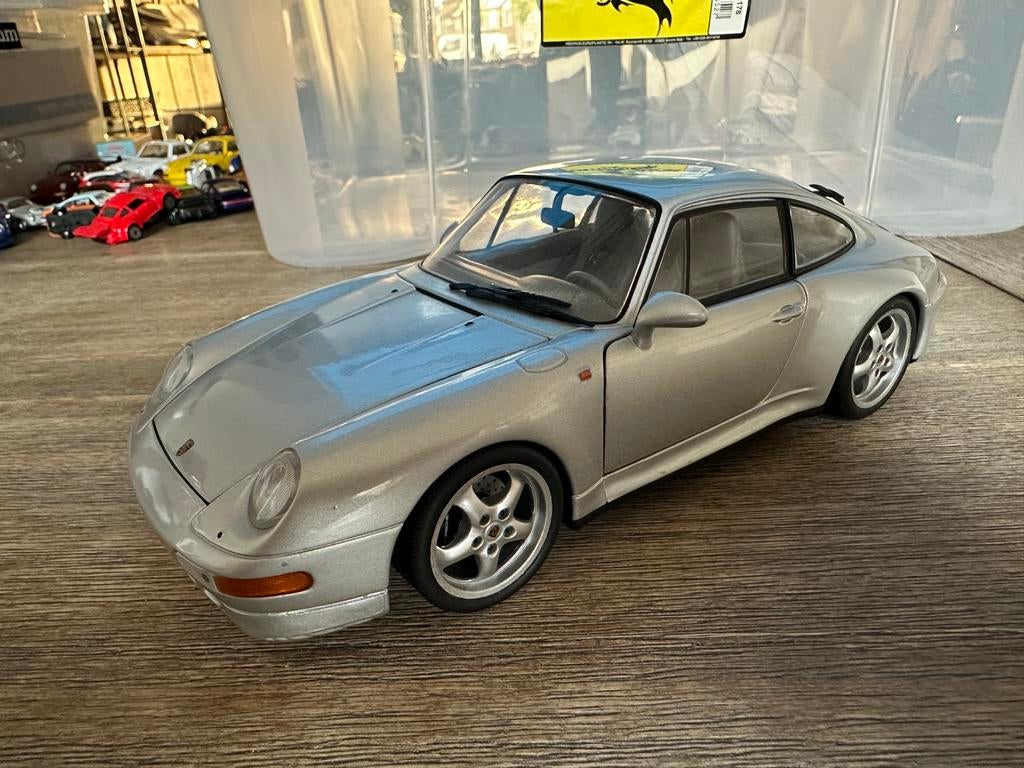 Ut Models Porsche 911 Carrera S 1:18, Hobby en Vrije tijd, Modelauto's | 1:18, Zo goed als nieuw, Overige merken, Ophalen of Verzenden