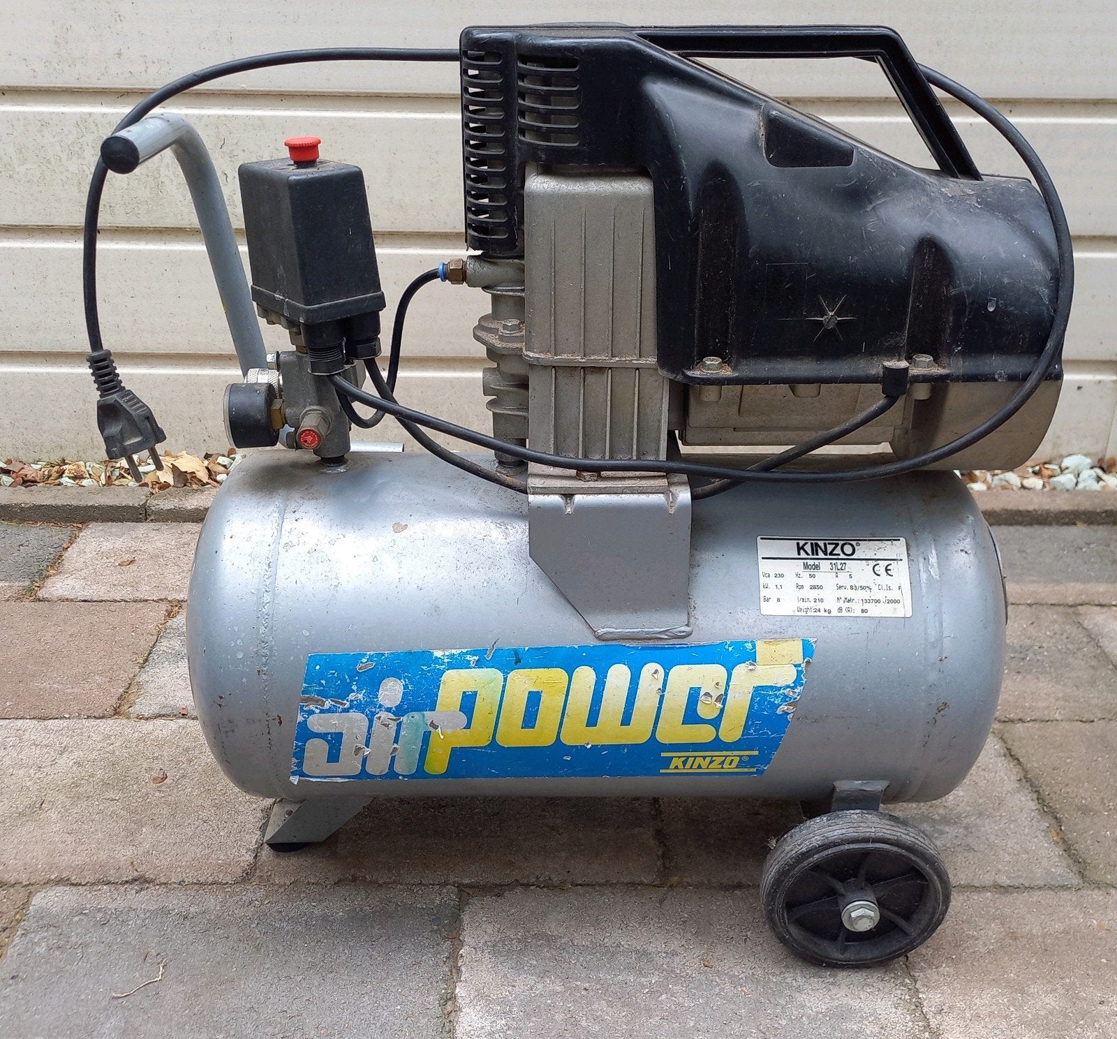 Kinzo Airpower Compressor - Mobiel en Krachtig, Ophalen, Gebruikt, 6 tot 10 bar, 25 tot 100 liter