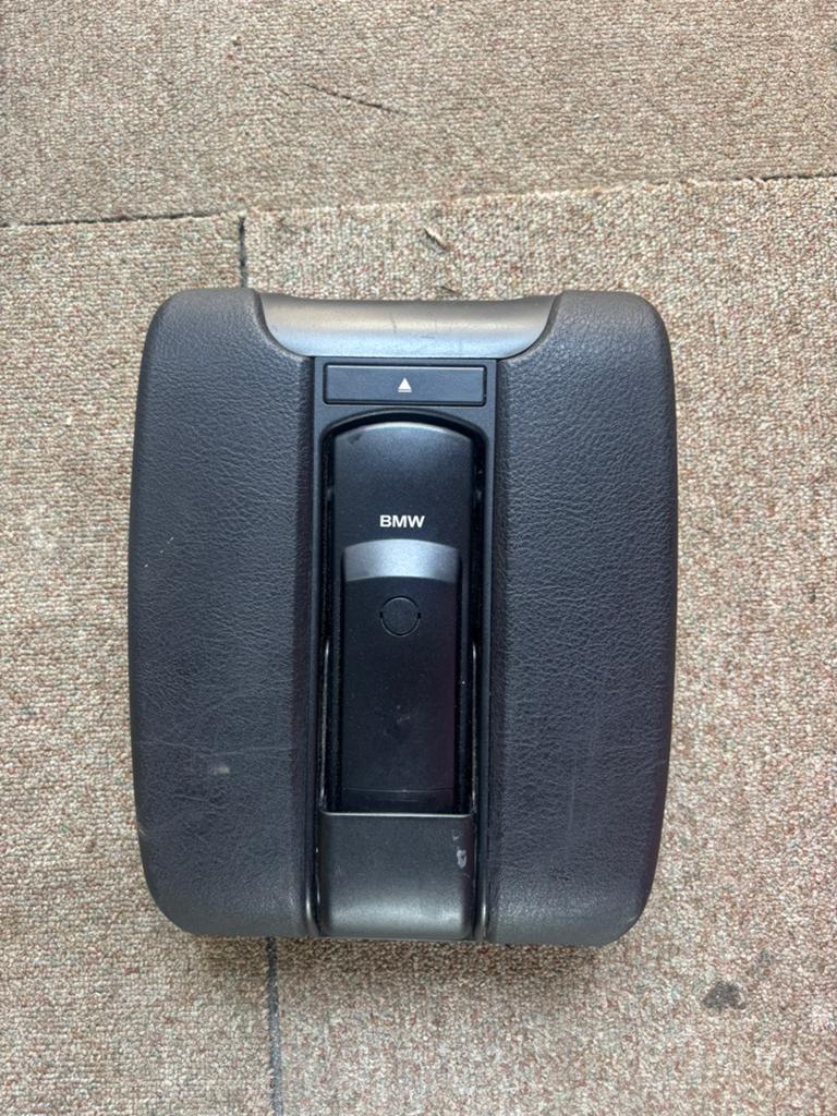 Bmw e39 armsteun met telefoon, Auto-onderdelen, Interieur en Bekleding, Ophalen of Verzenden, BMW