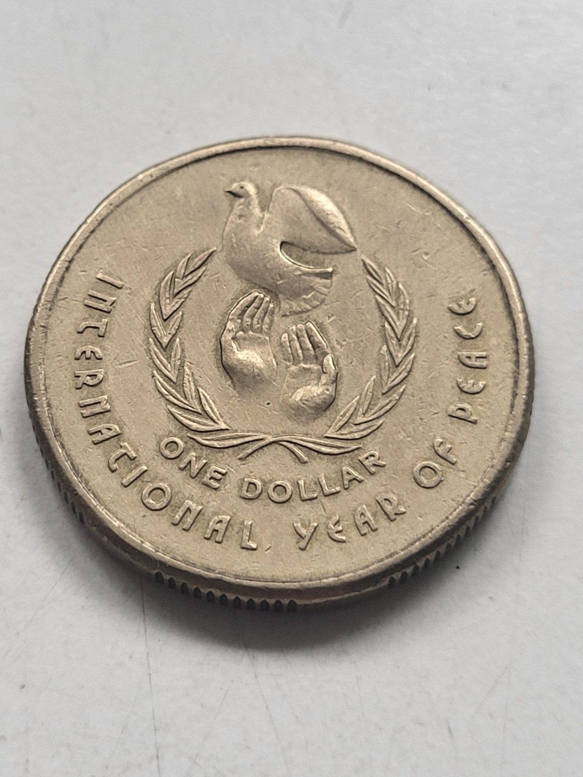 Australie 1 Dollar 1986 - International Year of Peace, Ophalen of Verzenden, Losse munt