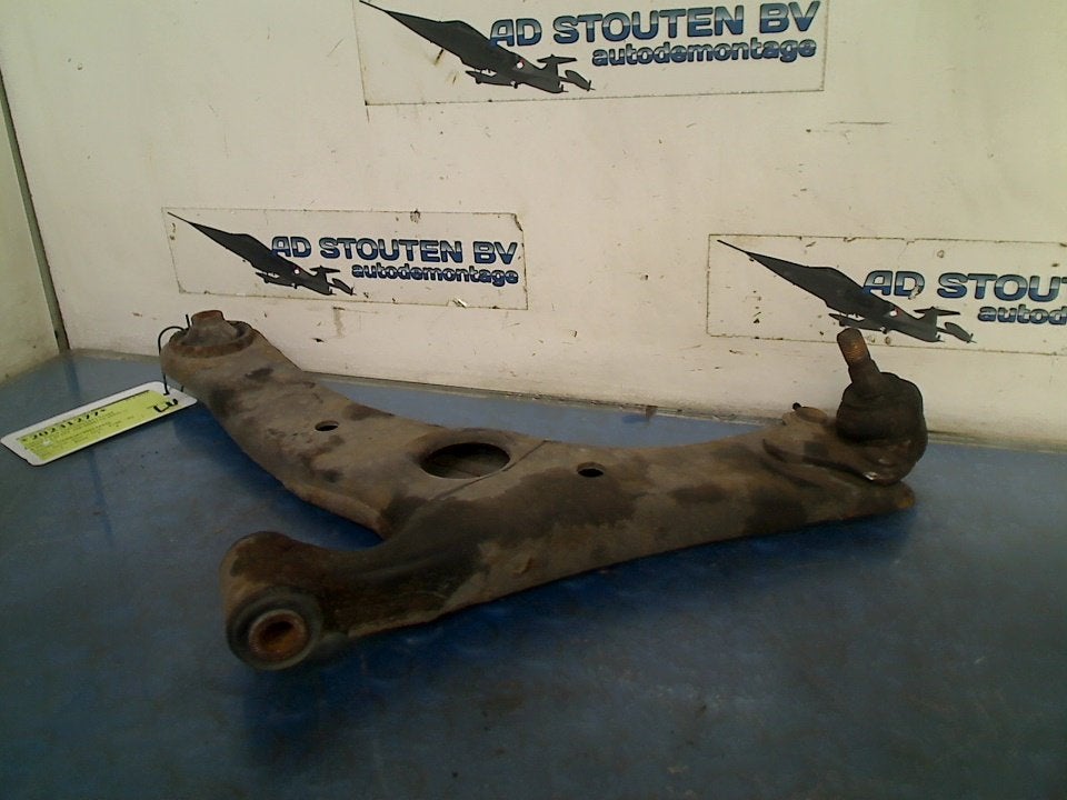 Draagarm Links Voor Toyota Celica (ZZT230/231) 2002, Auto-onderdelen, Gebruikt, Kundenbetreuung@toyota.de, Toyota-Allee 2, Köln 50858, , Duitsland