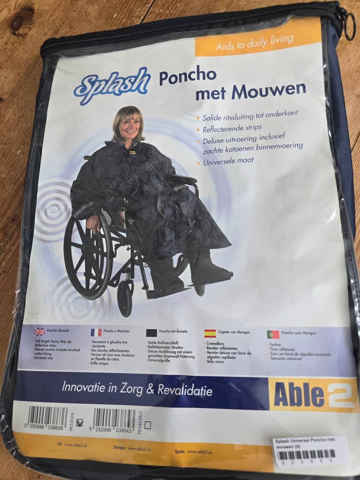 Poncho met mouwen, Ophalen, Nieuw, Able 2