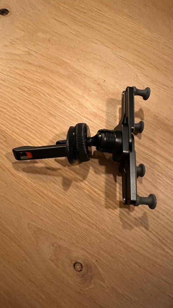 Telefoonhouder voor in de auto, Ophalen of Verzenden, Zo goed als nieuw, Auto