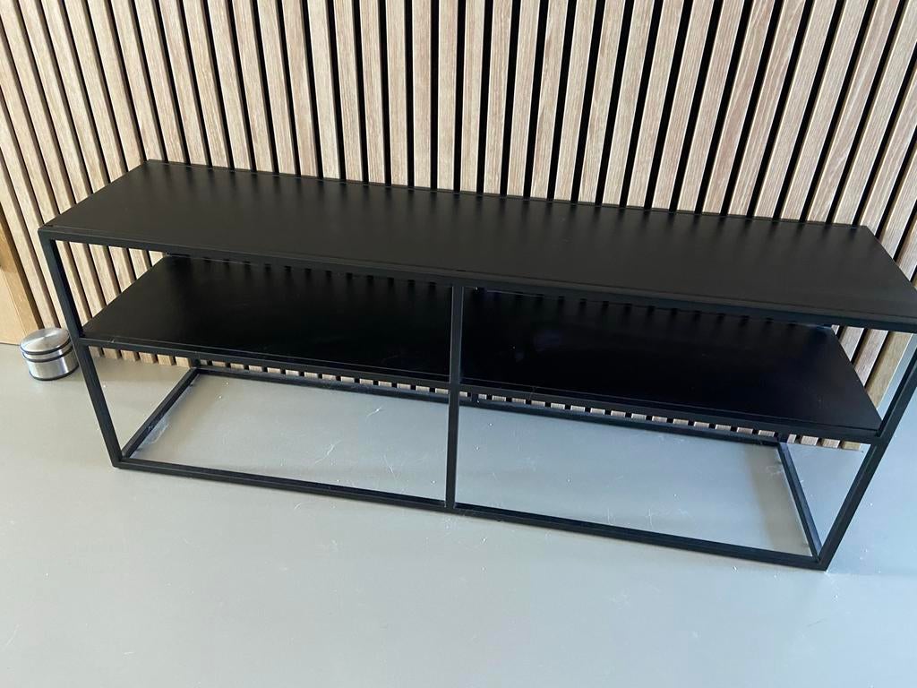 Sidetable, Ophalen, 100 tot 150 cm, Zo goed als nieuw, Metaal
