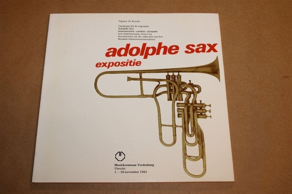 Adolphe Sax — Saxofoons en Blaasinstrumenten Brussel, Ophalen of Verzenden, Gelezen, Artiest