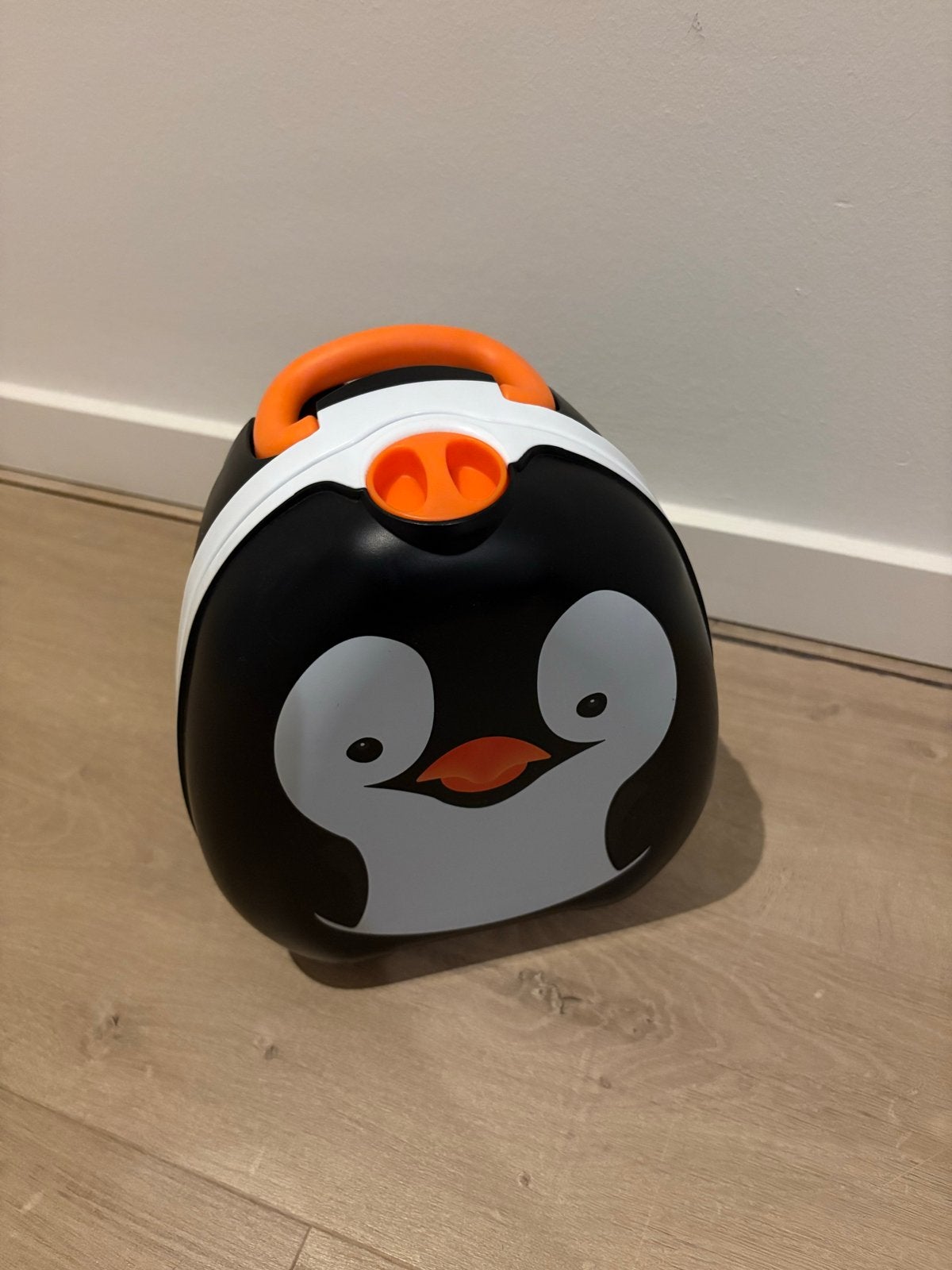My Carry Potty - Pinguïn - Draagbaar en Leuk voor Kinderen, Ophalen, Gebruikt