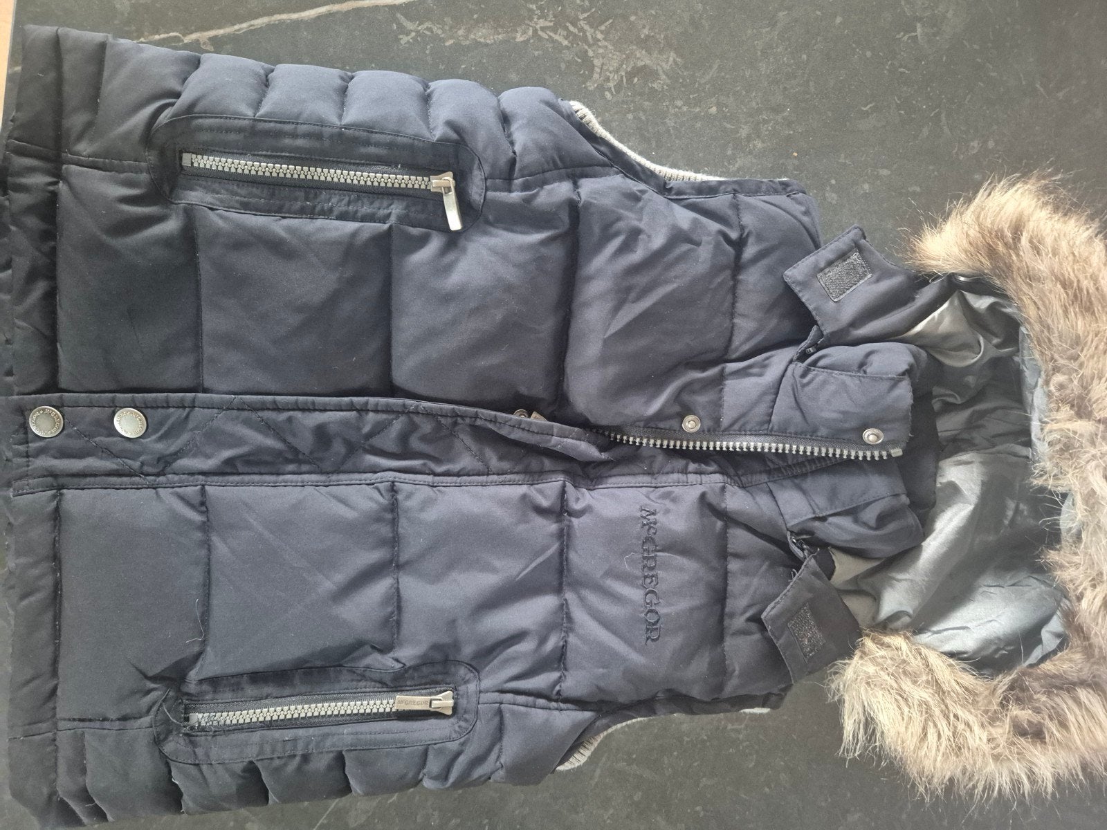 McGregor bodywarmer maat 140, zo goed als nieuw, Ophalen of Verzenden, Zo goed als nieuw, McGregor, Jas