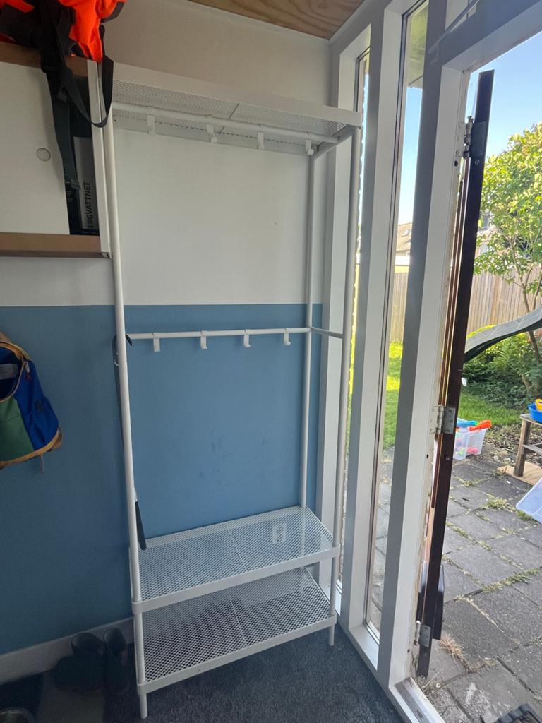 IKEA MACKAPÄR kapstok met schoenenrek, Met plank(en), 200 cm of meer, Zo goed als nieuw, Metaal