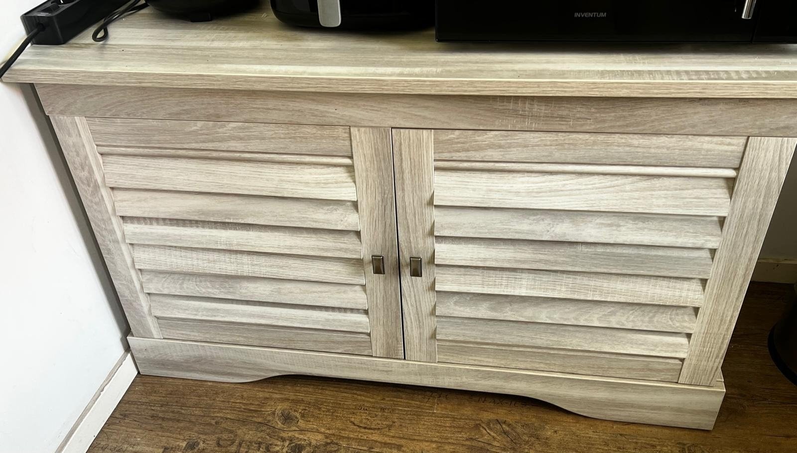 TV-meubel / Dressoir met louvre deuren, Ophalen, Gebruikt, 100 tot 150 cm, Minder dan 100 cm