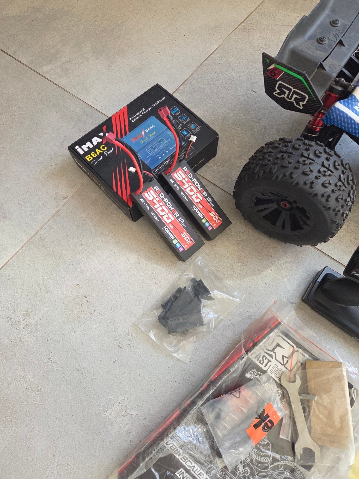 Foto 2 van armma Kraton 6S RC Auto 100 km/u - Complete Set