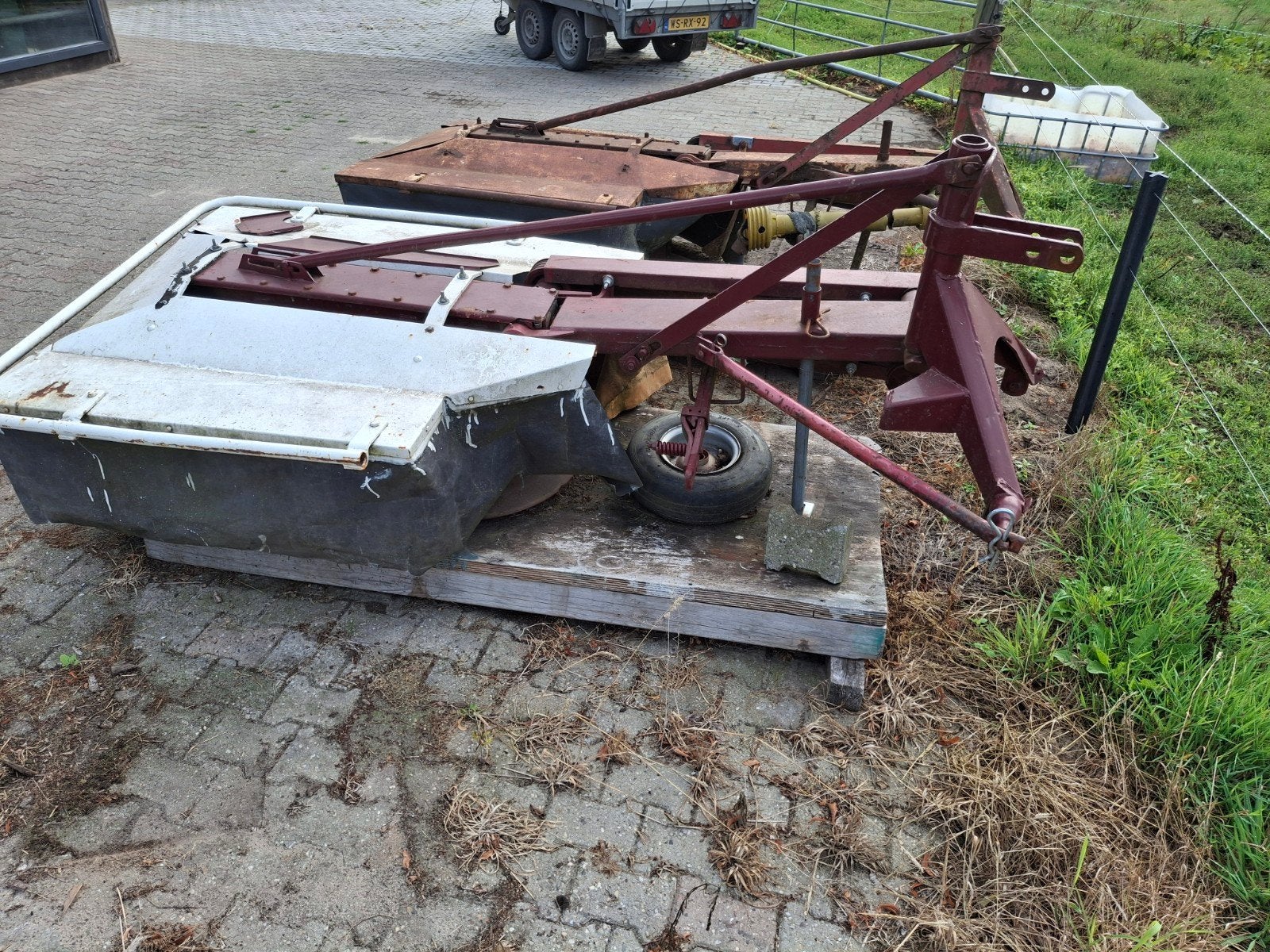 pz 135 maaiers, Ophalen, Weidebouw