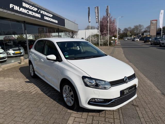Volkswagen POLO 1.2 TSI Highline Automaat/PDC/CRUISE, Auto's, Automatische klimaatregeling, Stof, Gebruikt, Euro 6