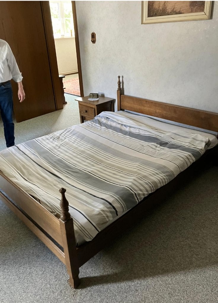 Twee persoons bed, Huis en Inrichting, Slaapkamer | Bedden, Ophalen, Gebruikt, Bruin, 210 cm