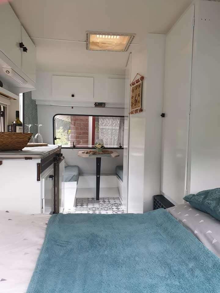 Avento Master 385 T, Caravans en Kamperen, Caravans, Particulier, tot en met 2, 500 - 750 kg, Rondzit, Avento, Vast bed, tot 4 meter