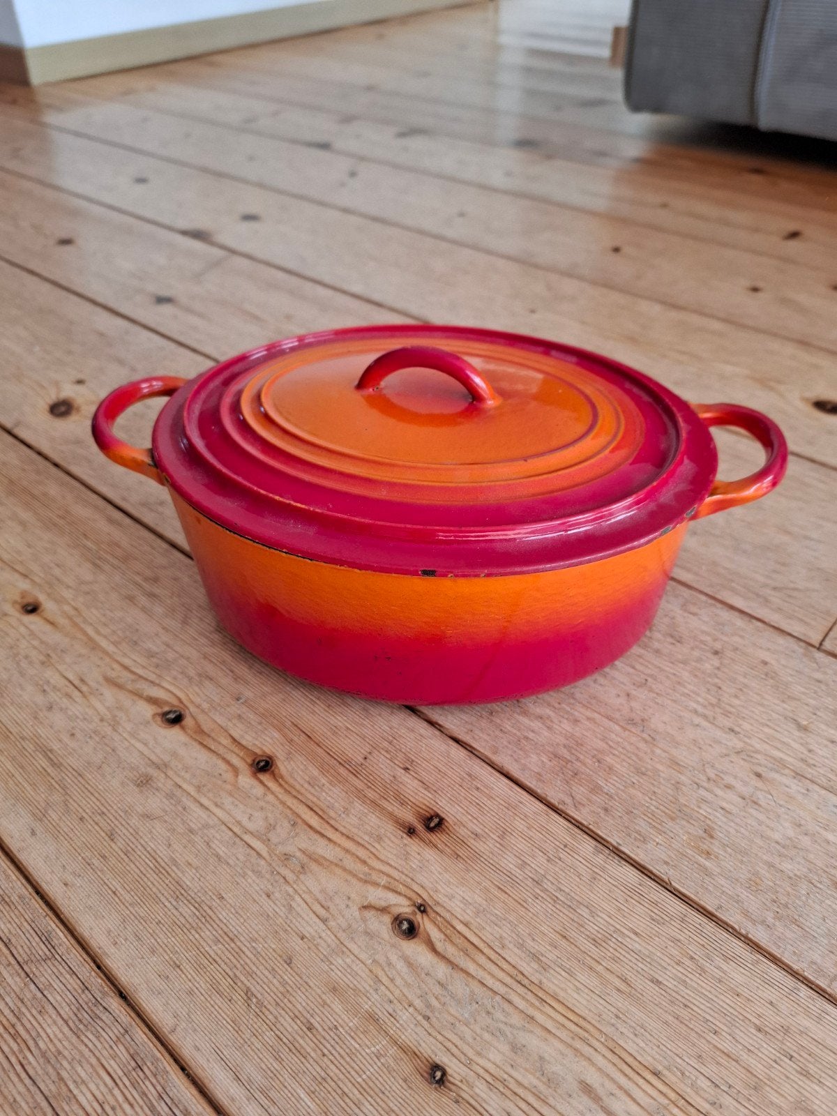 le creuset pan antiek ovaal oranje rood, Huis en Inrichting, Ophalen of Verzenden, Gebruikt, Gietijzer, Braadpan