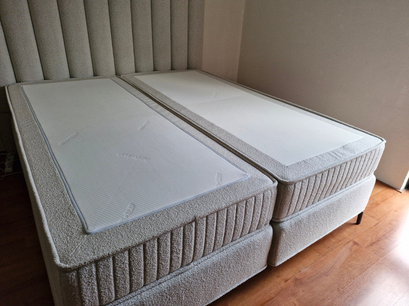 Swiss Sense matrassen (2x 90x210) + topper (180x210), Ophalen, 210 cm, Tweepersoons, Zo goed als nieuw