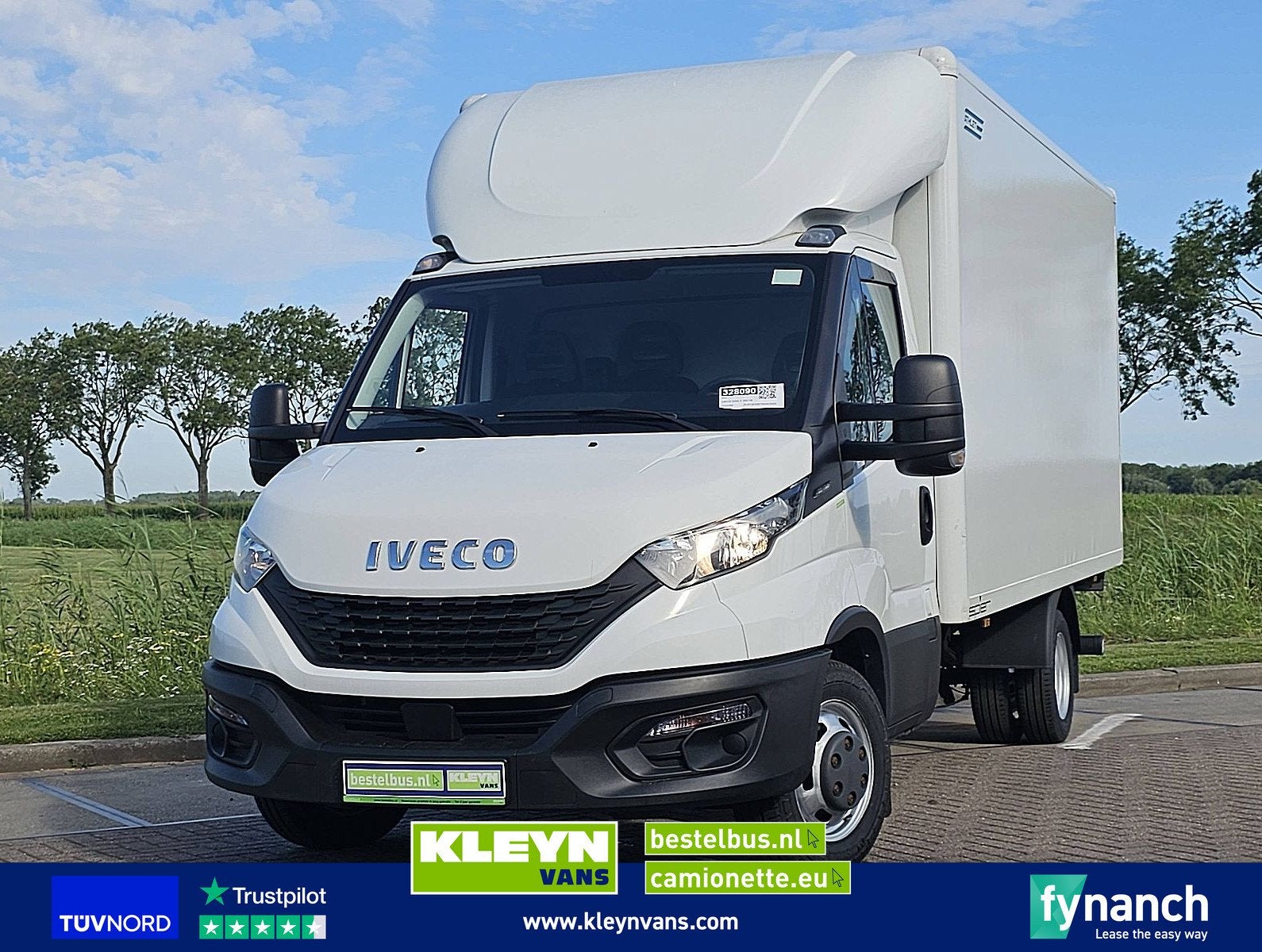 IVECO DAILY 35C16 bakwagen laadklep!, Auto's, Gebruikt, Euro 6, 156 pk, Iveco