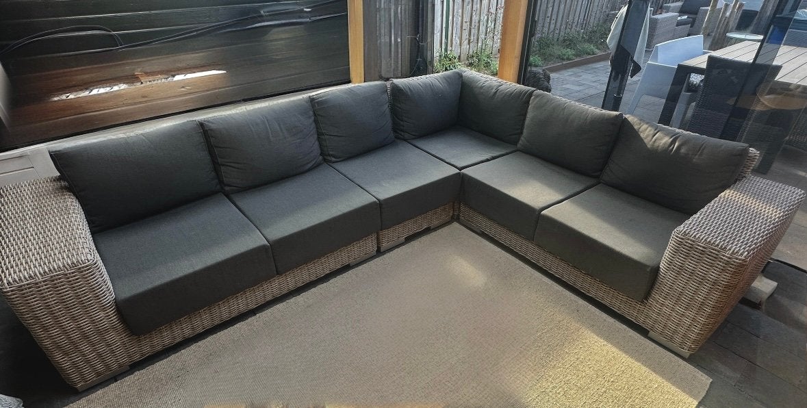 Te koop hoekbank lounge set en 2 losse fauteuils hocker, Ophalen, Bank, 6 zitplaatsen, Zo goed als nieuw