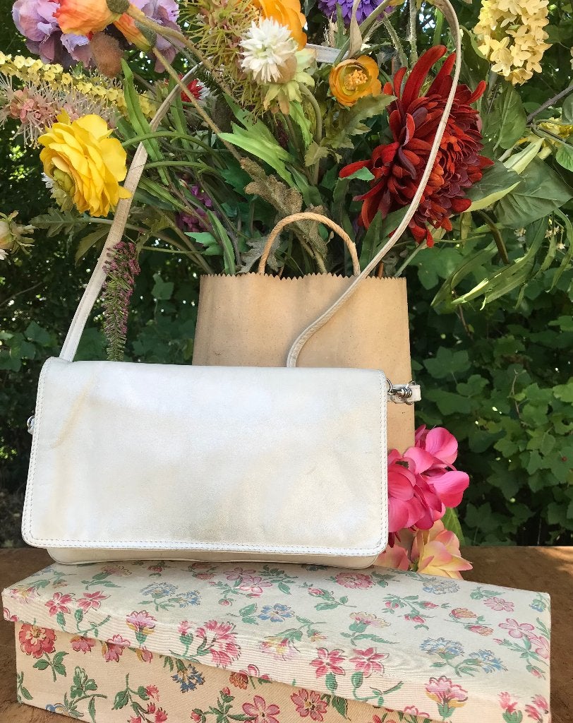 Schoudertasje - off white - vintage - leder, Overige merken, Zwart, Ophalen of Verzenden, Zo goed als nieuw