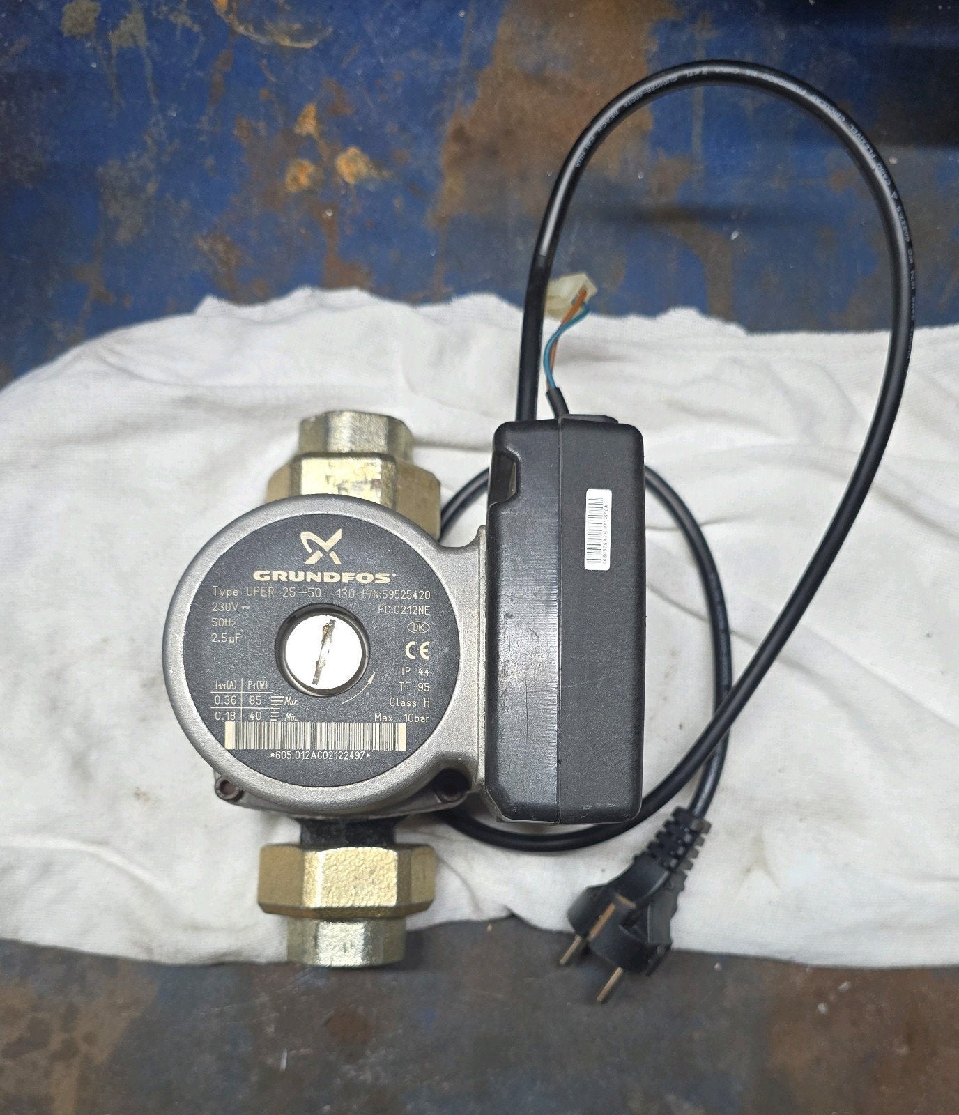 Grundfos pomp 25-50 130 met flensen, Doe-het-zelf en Verbouw, Verwarming en Radiatoren, Minder dan 30 cm, Overige typen, Minder dan 60 cm