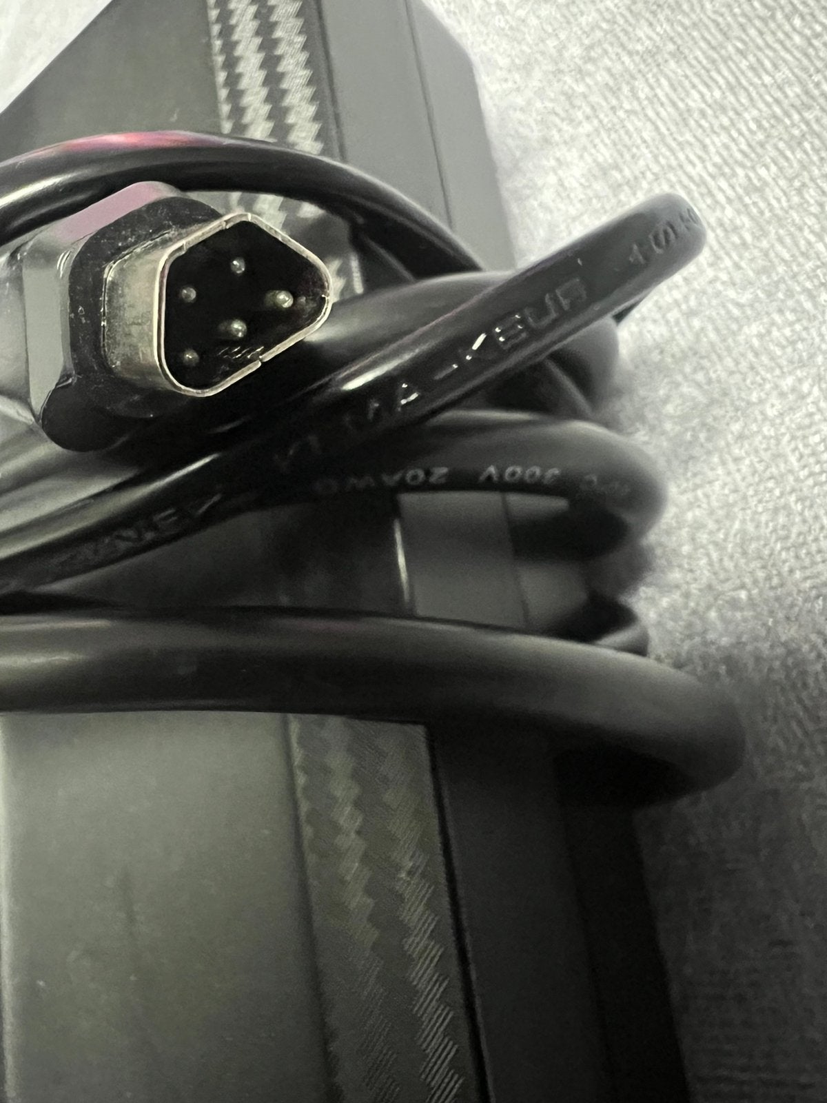 Stella oplader charger acculader 3 hoekig 5 polig 5 pins, Ophalen of Verzenden, Zo goed als nieuw