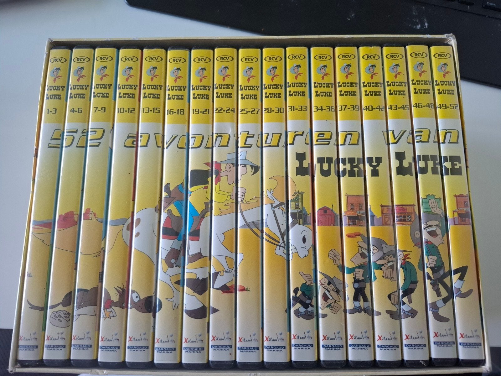 Lucky Luke DVD Box - Alle 52 afleveringen, Cd's en Dvd's, Europees, Tekenfilm, Alle leeftijden, Zo goed als nieuw
