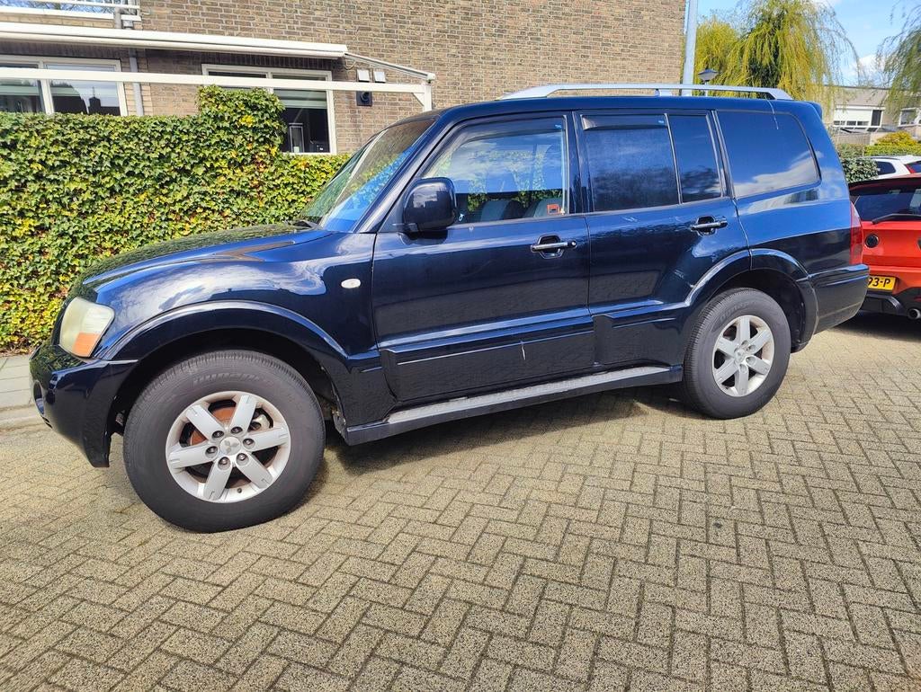 Mitsubishi Pajero 3.2 DI GLX Lbpv AUT 4WD 2005, Auto's, Bestelauto's, Automaat, Zwart, 4 cilinders, 160 pk