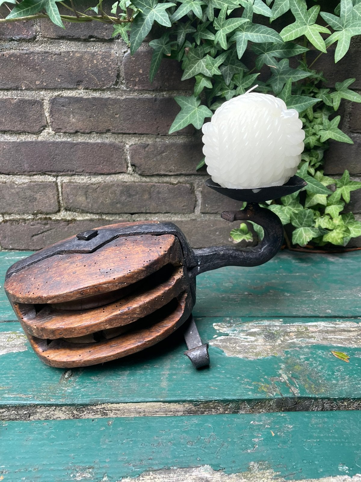 Kandelaar (oude katrol haak hijsblok wandhaak vintage), Ophalen