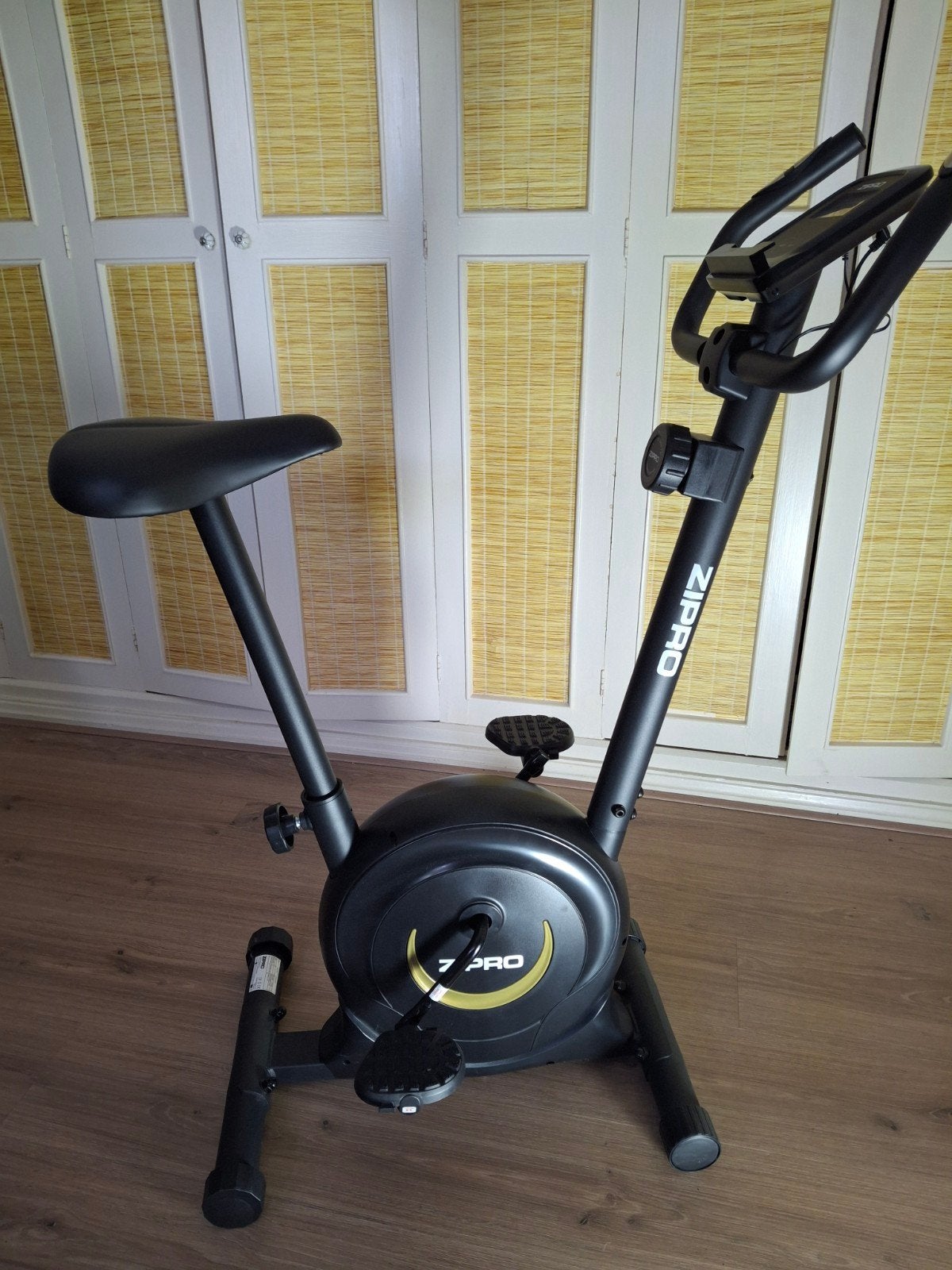 Hometrainer zwart,merk Zipro van 2025., Ophalen, Zo goed als nieuw, Metaal, Benen