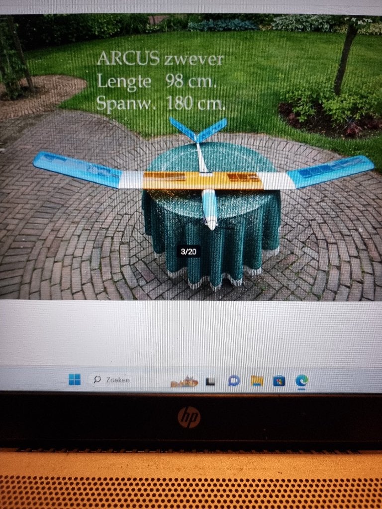 Grote r.c. zwever te koop