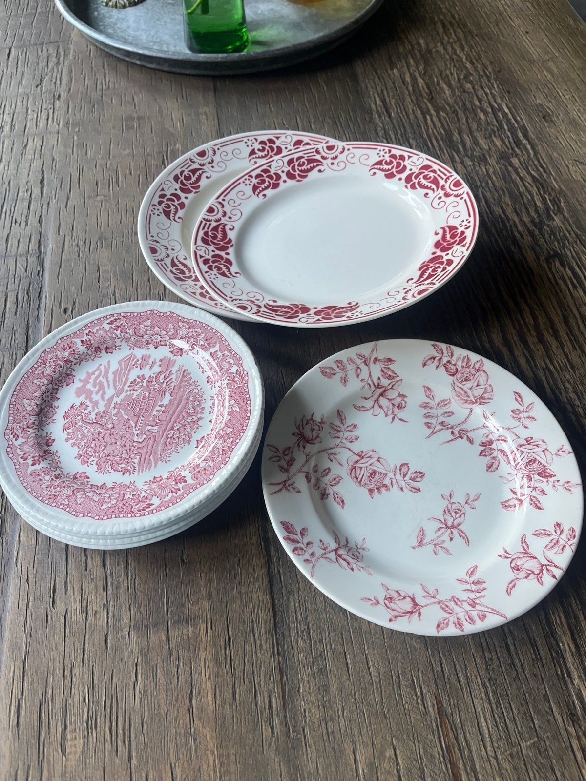 Vintage rood-witte borden set, Antiek en Kunst, Ophalen of Verzenden