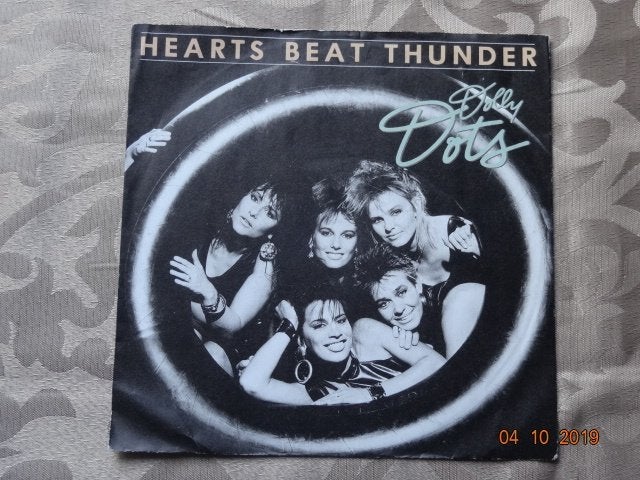 Dolly Dots - Hearts beat thunder  (7"), Cd's en Dvd's, Gebruikt, Fotohoes, 7 inch, Ophalen of Verzenden