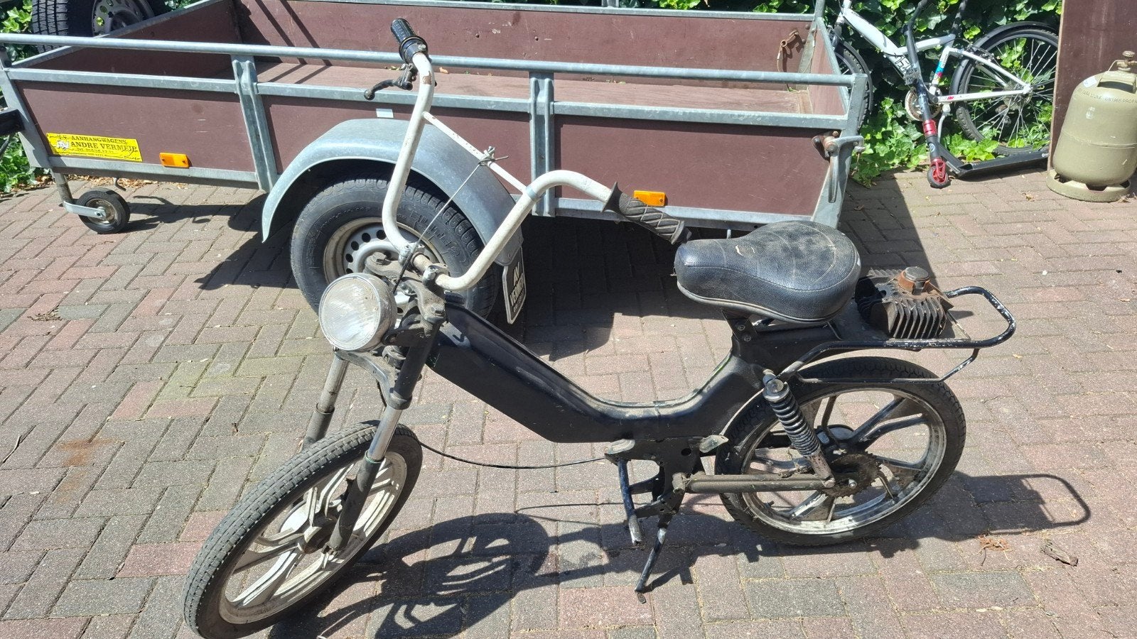 Te koop een  bruikbaar rollend frame van een tomos, Ophalen, Gebruikt, Overige modellen