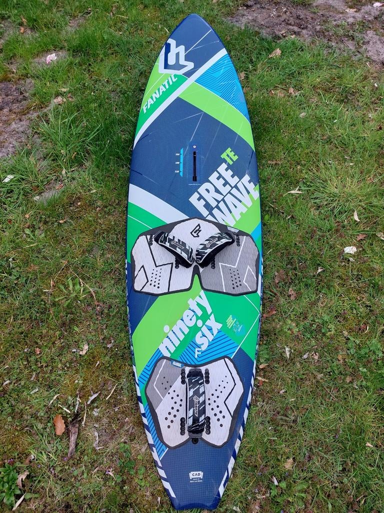 Fanatic Freewave 96L Team Edition windsurfplank, Watersport en Boten, Ophalen, Gebruikt, Minder dan 250 cm, Met vin(nen)