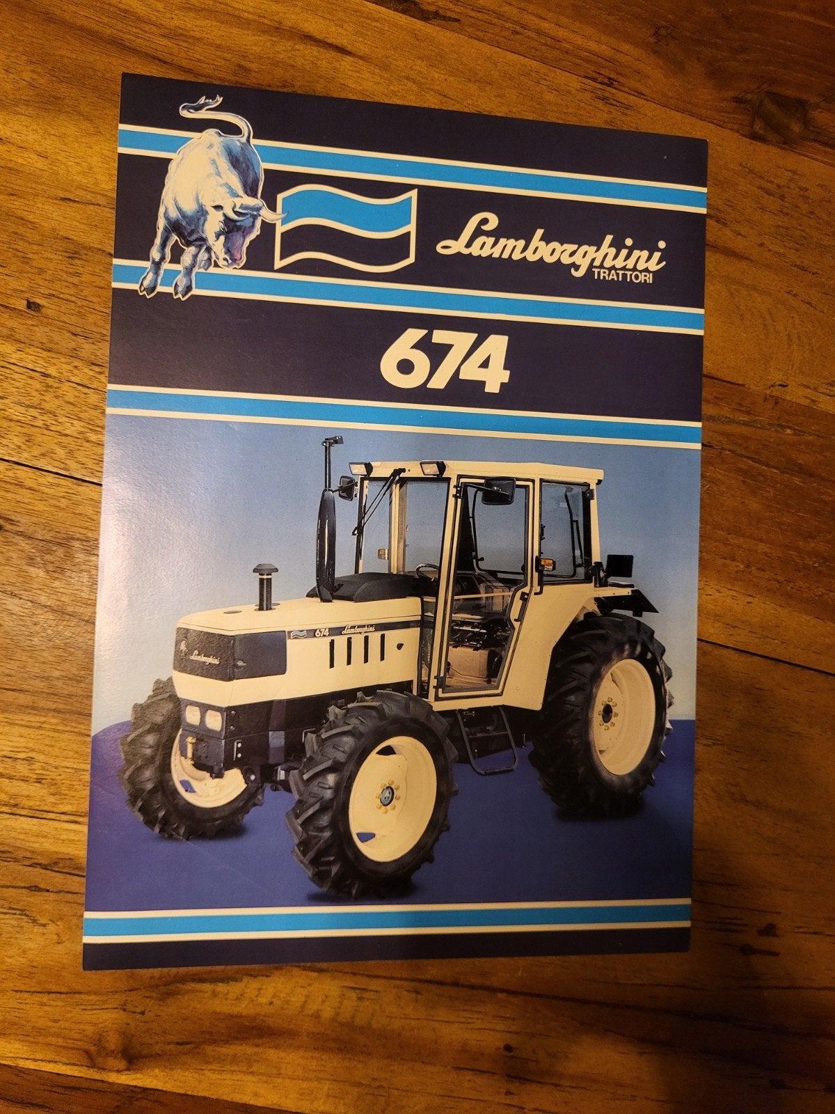 tractor folder Lamborghini 674, Ophalen of Verzenden, Zo goed als nieuw, Folder
