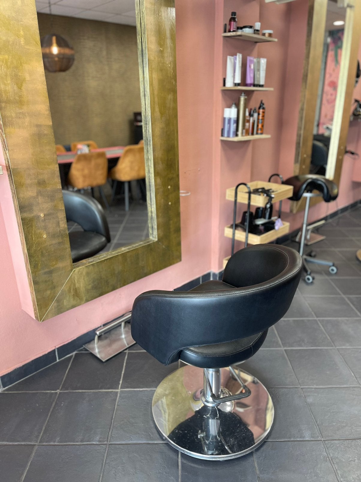 KAPSALON TER OVERNAME – DRACHTEN, Ophalen of Verzenden, Nieuw, Pruik of Haarverlenging