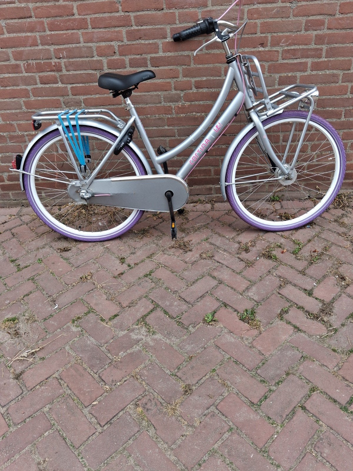 Cortina 26 inch nette  meisjesfiets met 3 versnellingen, Fietsen en Brommers, Terugtraprem, Cortina U4 transportfiets, Zo goed als nieuw