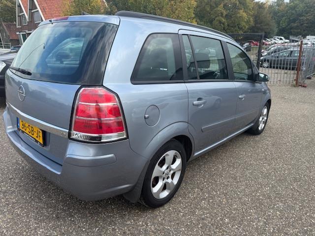 Opel Zafira 1.8 Enjoy 7Persoons Airco Navigatie Cruise-Contr, Auto's, Opel, Stof, Gebruikt, 4 cilinders, Origineel Nederlands