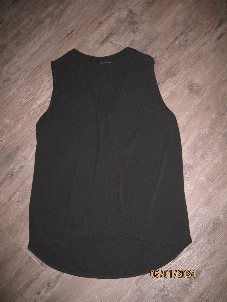 Zwart mouwloos shirt met V-hals maat M, Kleding | Dames, T-shirts, Maat 38/40 (M), Zwart, Ophalen of Verzenden, Onbekend