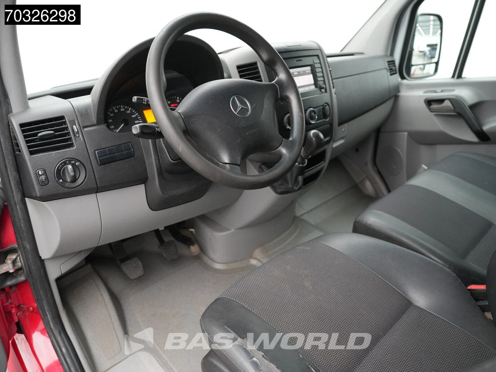 Mercedes Sprinter 214 CDI L1H1 Trekhaak Navi Airco Cruise Eu, Auto's, Stof, Gebruikt, Euro 6, 2000 kg