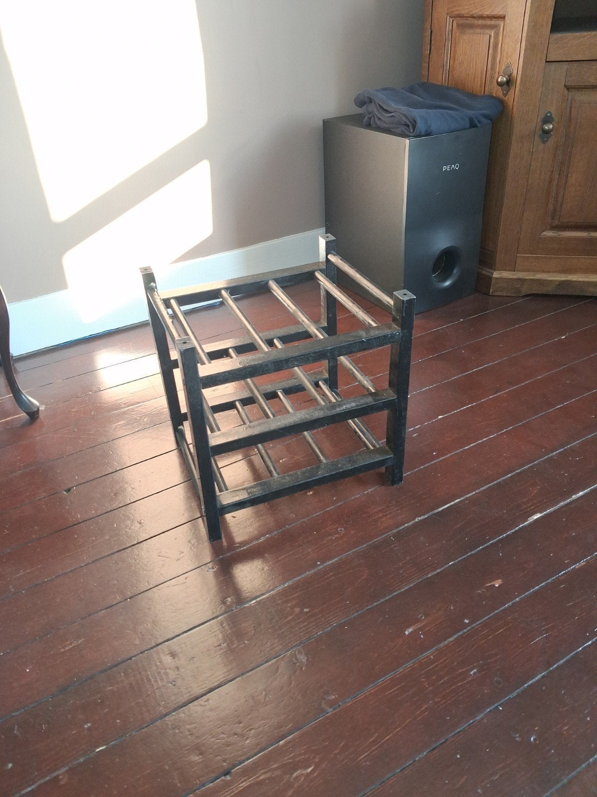 Houten wijnrek - IKEA - Zwart, Huis en Inrichting, Woonaccessoires | Wijnrekken, Gebruikt, 5 tot 15 flessen, Ophalen of Verzenden