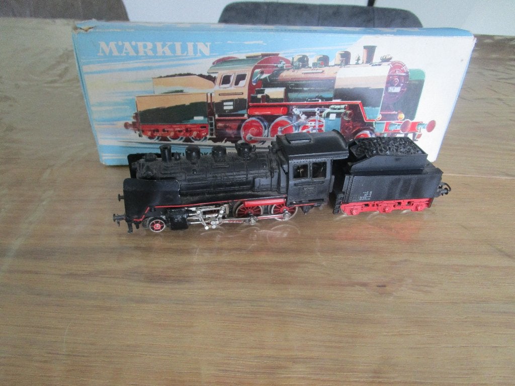 Marklin 3003 tenderlocomotief met ovp., Wisselstroom, Gebruikt, Locomotief, Ophalen of Verzenden